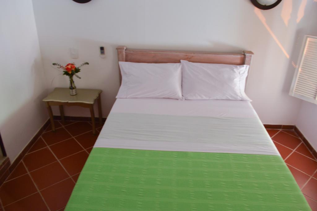 Casa De Santo Domingo Vidal Hostel Cartagena Luaran gambar